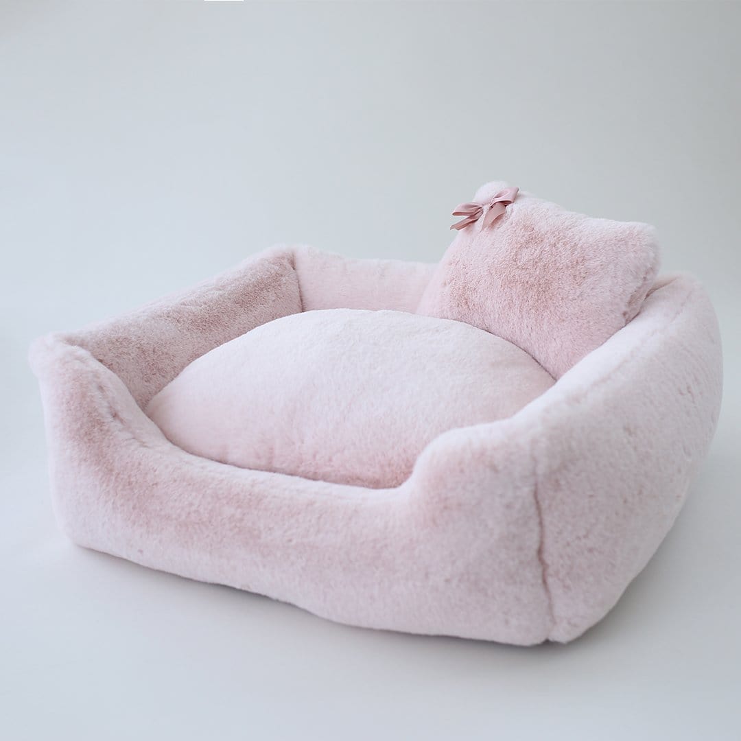 Hello Doggie Divine Dog Bed - Blush